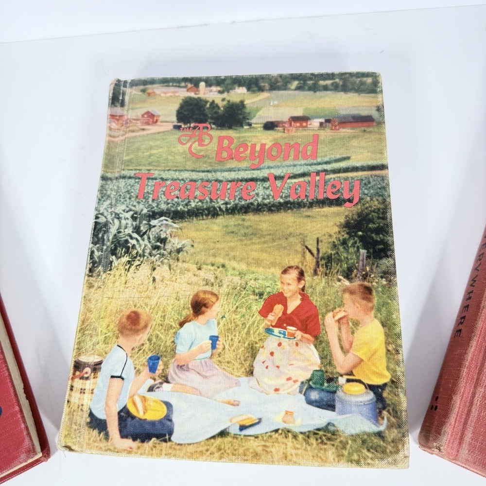 Vintage 1940s–1950s Basic Readers School Books Lot of 3 Hardcover - Picture 4 of 10